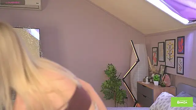 Sweety Becky online show from April 14, 8:36 am