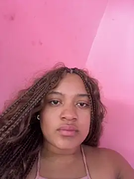 Saraa M online show from April 1, 4:26 pm