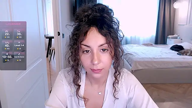 curly jade  online show from June 24, 4:06 pm
