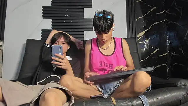 Max gold online show from April 18, 4:20 pm