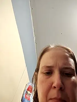 023thickandjuicy07 online show from April 7, 2:46 am