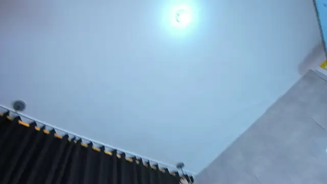 madisonyeduar  online show from April 13, 2:51 pm