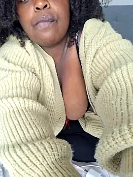 Sheryl007 online show from April 10, 2:23 pm