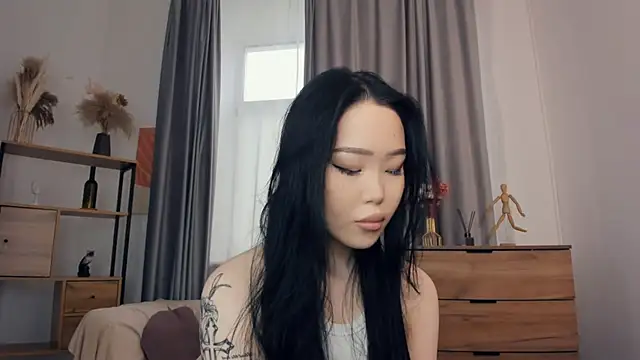 Amai Tsumi online show from May 29, 7:28 am