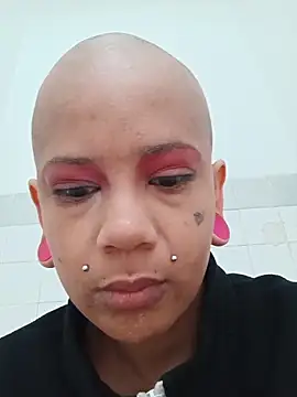 xblackstarX1 online show from April 11, 2:43 pm