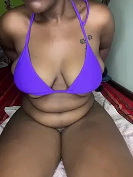 mpofuzah online show from April 18, 4:09 pm