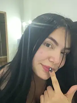 Cami olarte online show from April 18, 5:43 am