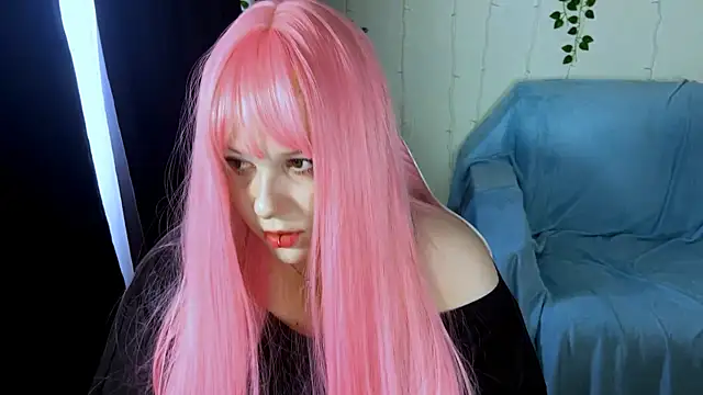 Tina Evanss online show from April 21, 8:32 am