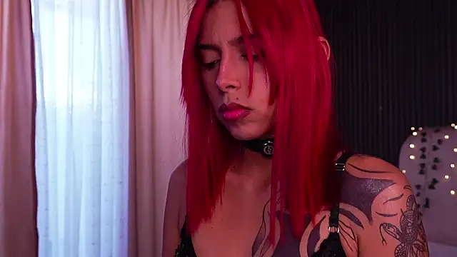 LilithLuxor  online show from April 14, 2:28 pm