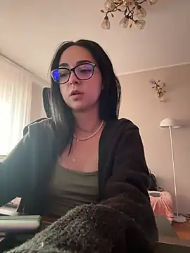 TheaMerve online show from April 21, 6:42 am