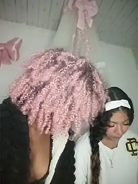 KatyBelle  online show from April 16, 9:25 pm