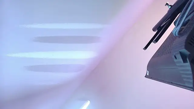 scarlett turner  online show from April 17, 1:24 pm