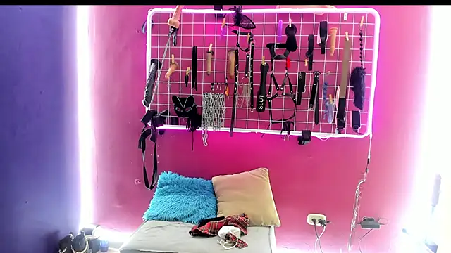 Mistress aurora bdsm online show from April 15, 6:30 pm