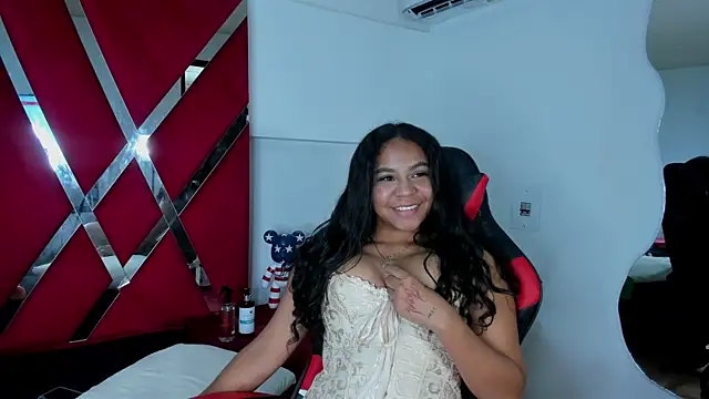 Helenaht online show from April 17, 12:40 pm