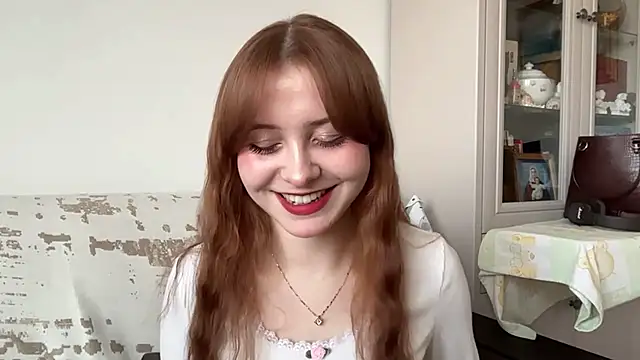 Amy Bronson online show from April 1, 11:44 am