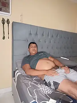 luis20212 online show from June 26, 3:52 am