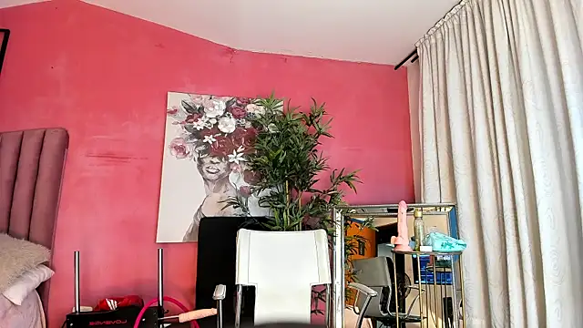 LexyNova  online show from April 12, 7:16 pm