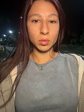 Debby ryann online show from April 16, 5:52 am