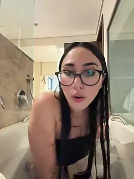 juliacosta online show from April 18, 7:58 pm