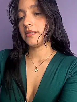 SophiaCastro09  online show from April 17, 4:25 am