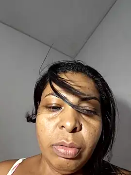 Crislover77 online show from April 10, 6:30 am