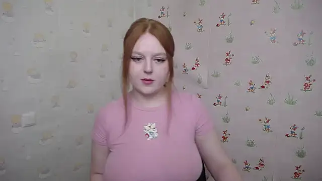 LiluCute online show from April 14, 8:03 am