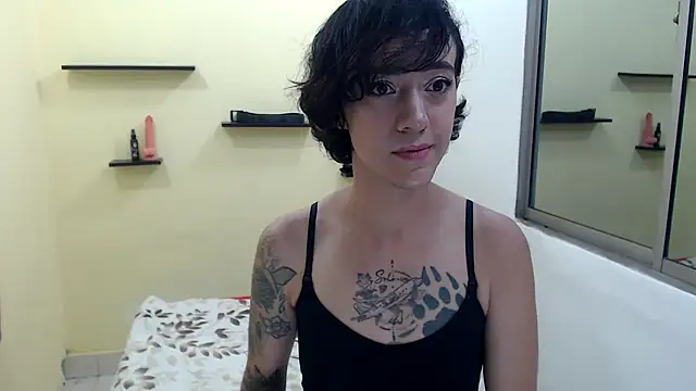 romina white18 online show from April 18, 2:47 am