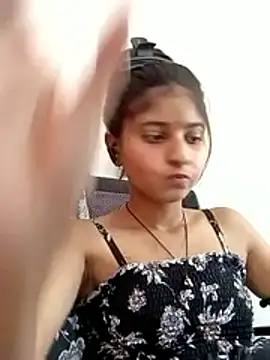 TANU01990 online show from April 9, 5:10 am