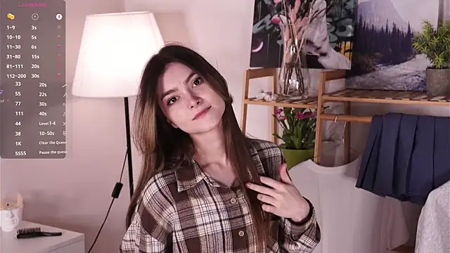 CherlyGuss online show from April 9, 3:53 am