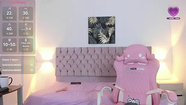 tiffany  ray1 online show from March 30, 12:38 pm