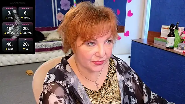 Kira Kingslee online show from April 9, 11:15 am