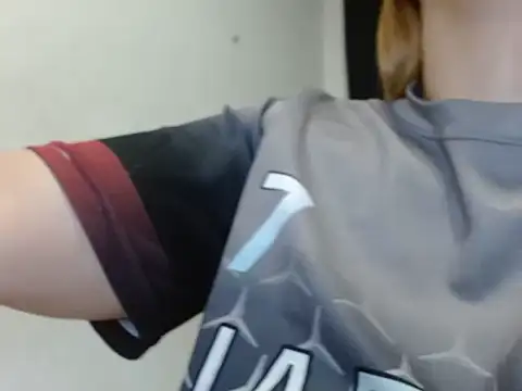 Sendy Dirty Fuull online show from March 30, 9:14 pm