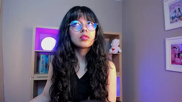 Saphyralux online show from June 27, 4:46 am