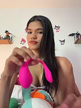 Emycarver09  online show from June 4, 12:42 pm