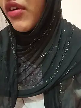 Miss Noor   online show from July 18, 3:32 am
