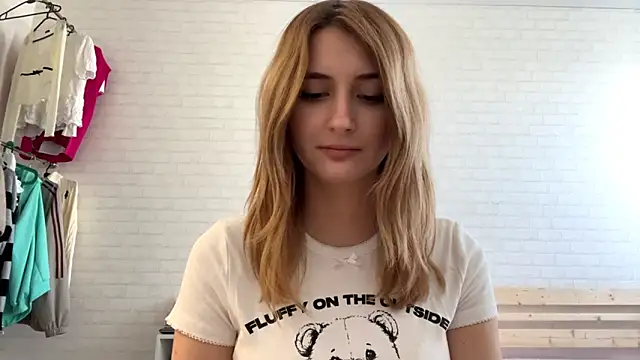 CassiPlacido online show from April 12, 12:52 pm