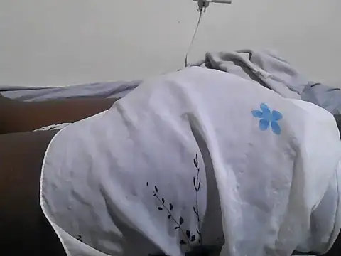 BOOBQUEEN25 online show from March 31, 6:19 pm