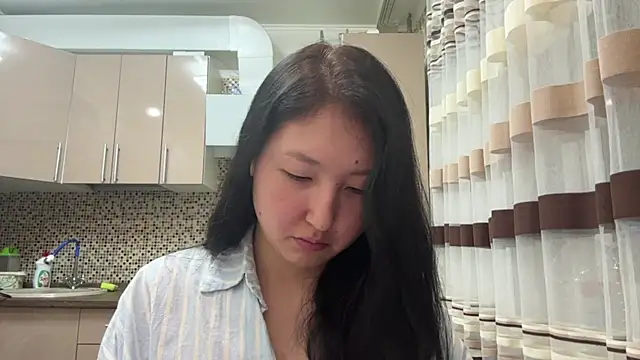 Ameliya kim online show from April 1, 8:17 pm