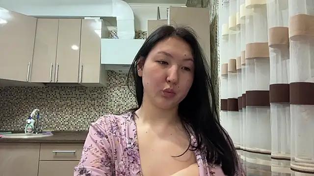 Ameliya kim online show from April 16, 9:39 pm