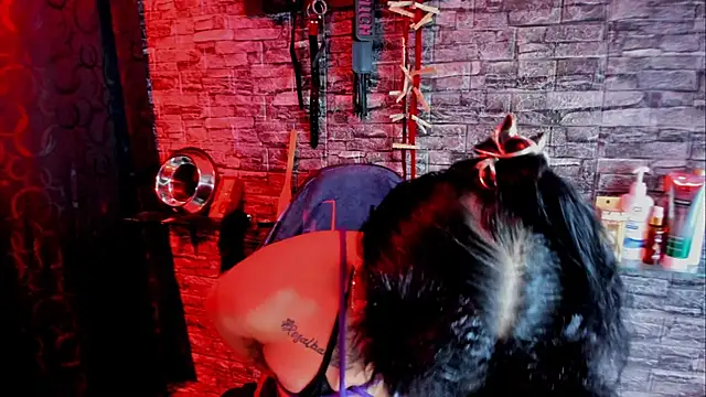 Annaleah  online show from April 16, 12:16 pm