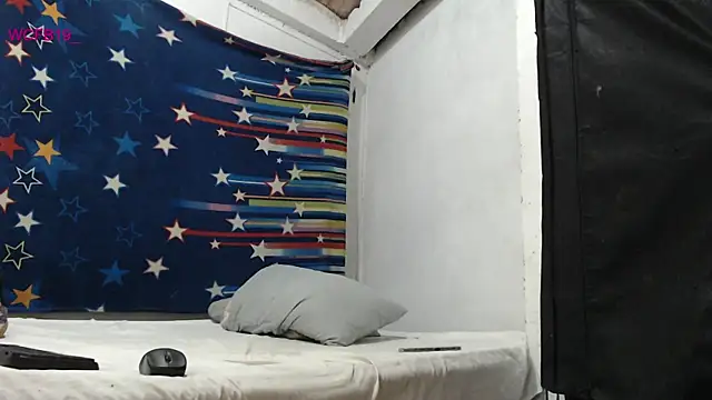 BarbieNaughtyTS online show from April 18, 2:36 am