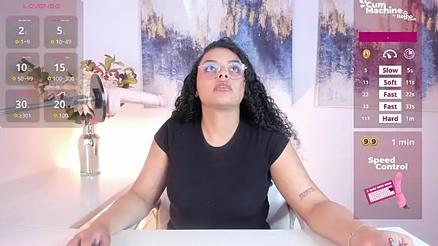 scarlett  2 online show from April 13, 9:15 pm