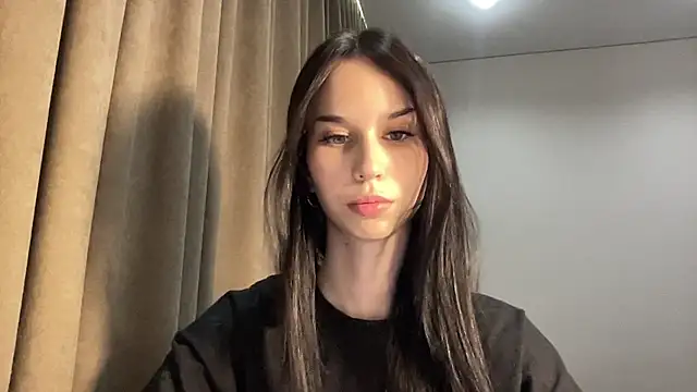 sparkmuse online show from April 27, 7:55 pm