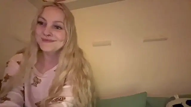 LoveAliceXXX online show from April 6, 8:43 pm