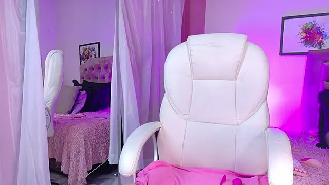 Keiko Amane online show from April 19, 3:39 am