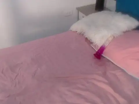 Nathaly Sam online show from April 16, 11:32 am