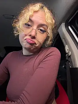 Amber-fire online show from April 17, 3:30 am