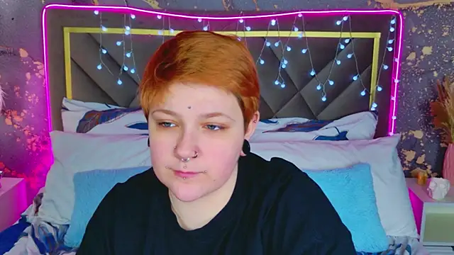 Edna Davis online show from April 3, 8:01 am