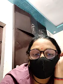purvi46 online show from June 11, 7:43 pm