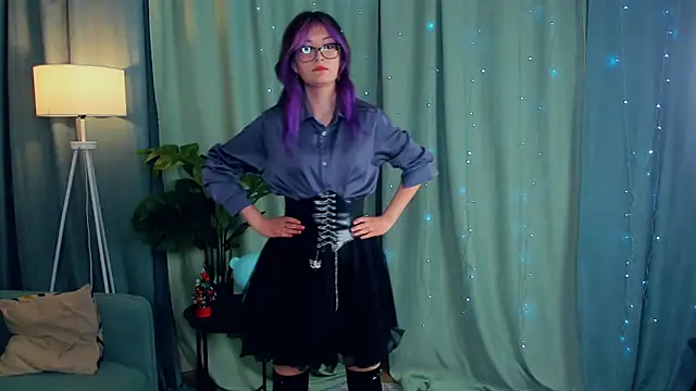 SuRenzi online show from April 1, 3:42 pm